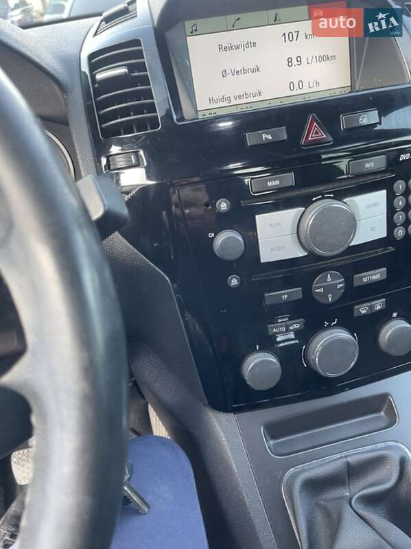 Мінівен Opel Zafira 2009 в Луцьку