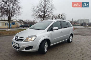 Минивэн Opel Zafira 2010 в Полтаве