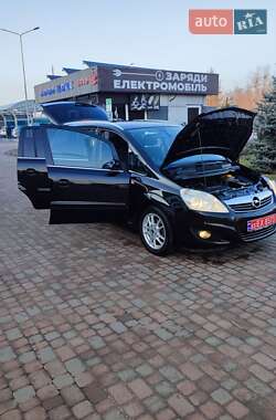 Мінівен Opel Zafira 2009 в Сарнах