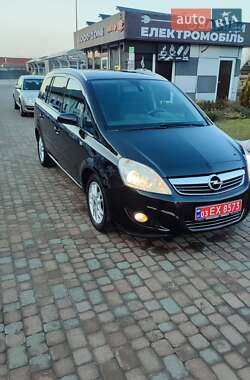 Мінівен Opel Zafira 2009 в Сарнах