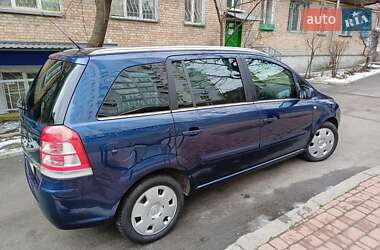 Мінівен Opel Zafira 2011 в Києві