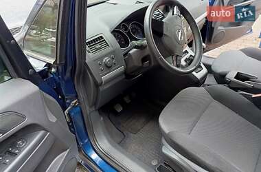 Мінівен Opel Zafira 2011 в Києві