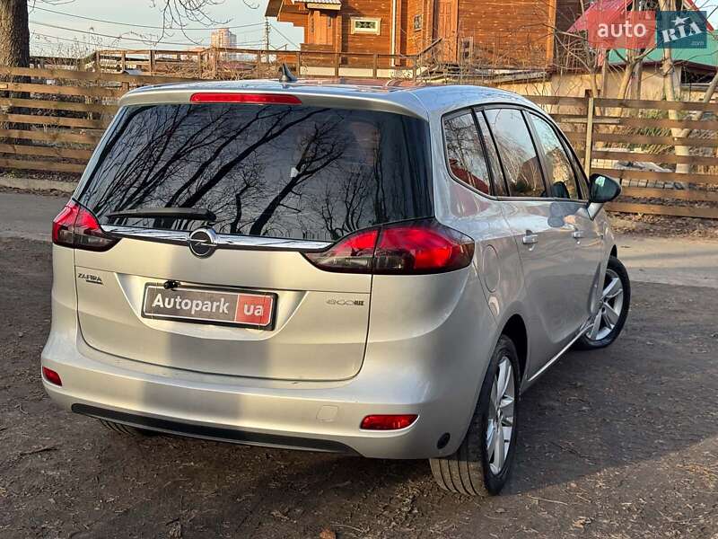 Минивэн Opel Zafira 2012 в Киеве
