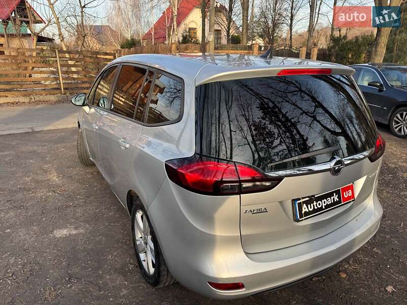 Минивэн Opel Zafira 2012 в Киеве