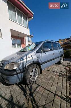 Минивэн Opel Zafira 2000 в 