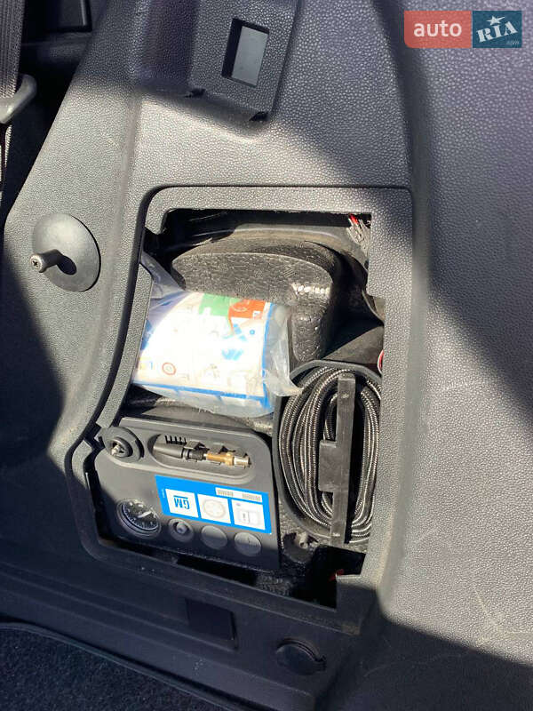 Мінівен Opel Zafira 2011 в Ямполі фото 9 Мінівен Opel Zafira 2011 в Ямполі