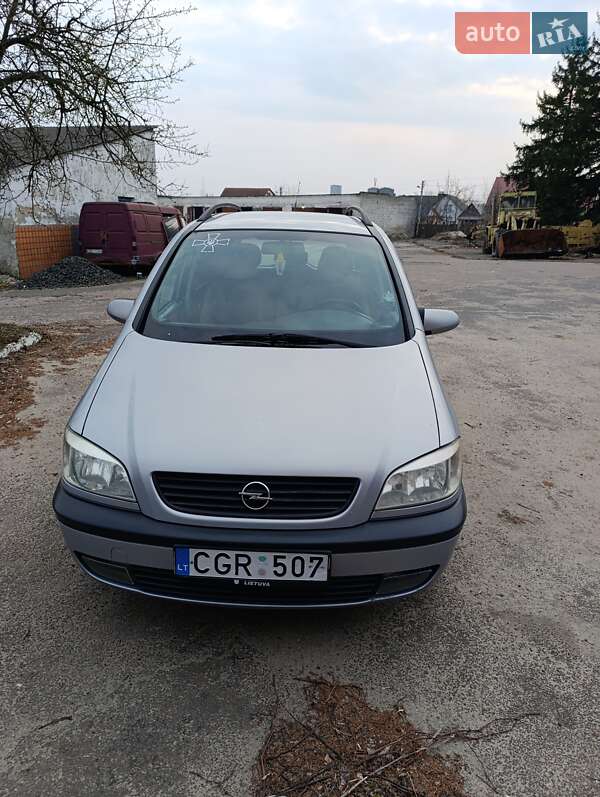 Мінівен Opel Zafira 2001 в Тернополі