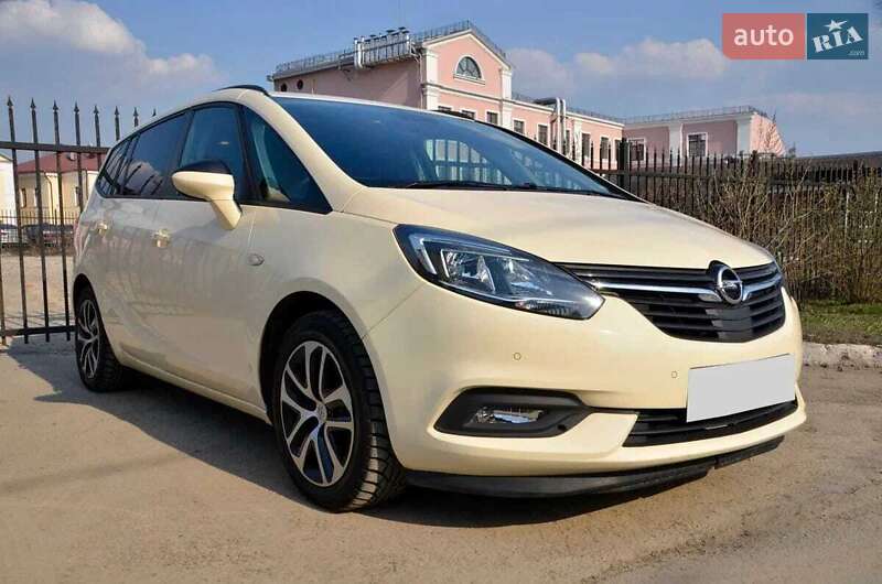 Opel Zafira 2017