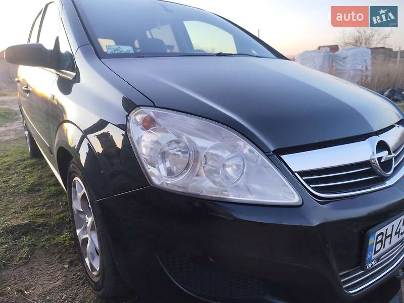 Opel Zafira 2008