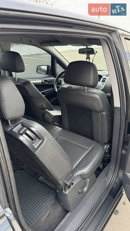 Мінівен Opel Zafira 2014 в Білгороді-Дністровському