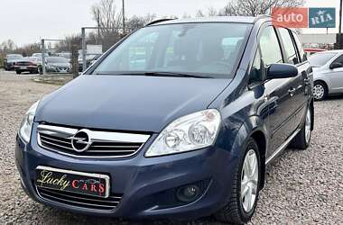 Минивэн Opel Zafira 2008 в 