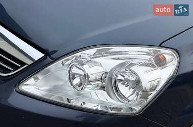 Минивэн Opel Zafira 2008 в 