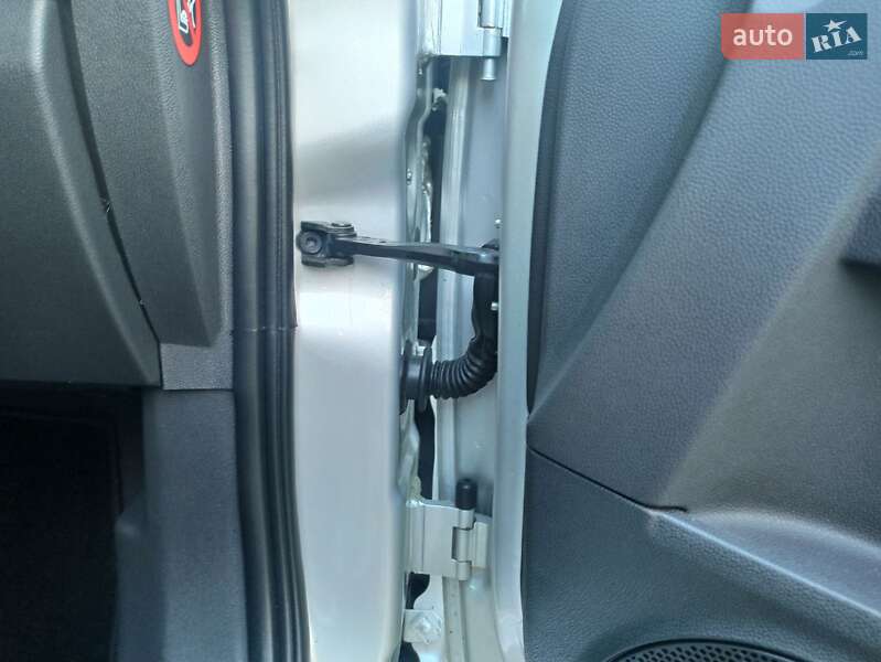 Мінівен Opel Zafira 2009 в Одесі