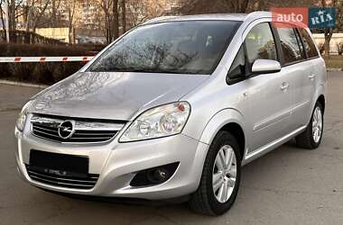 Мінівен Opel Zafira 2009 в Дніпрі