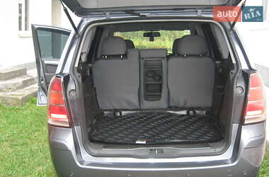 Минивэн Opel Zafira 2006 в 