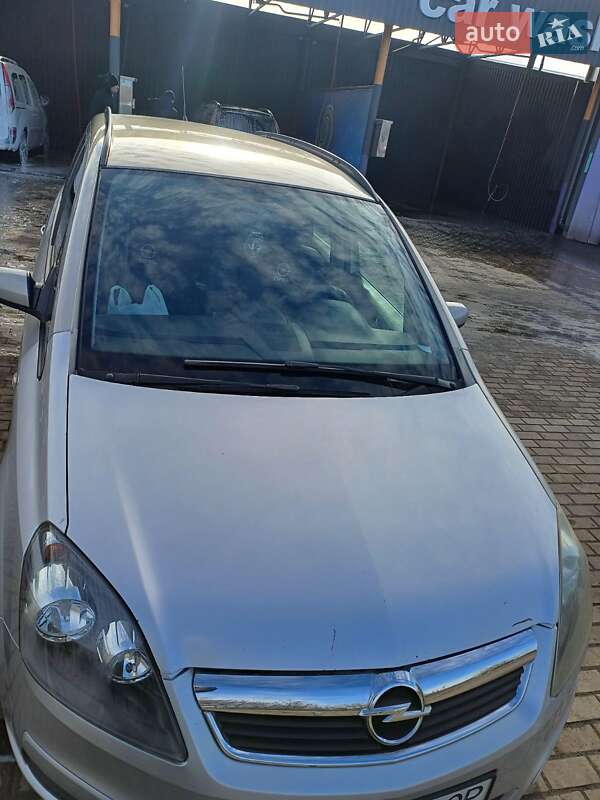 Opel Zafira 2006