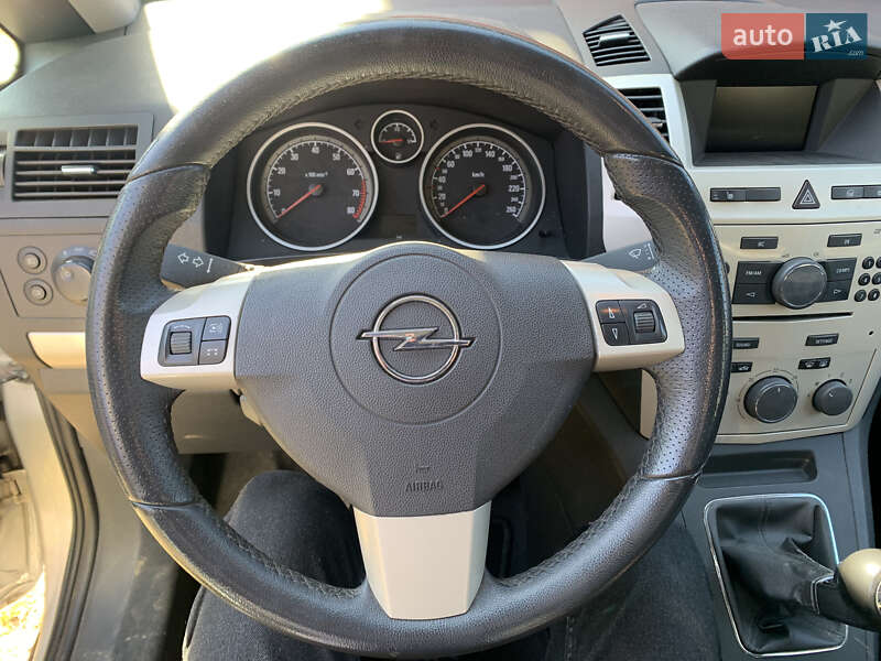 Минивэн Opel Zafira 2008 в Самборе фото 13 Минивэн Opel Zafira 2008 в Самборе