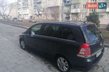 Минивэн Opel Zafira 2011 в 