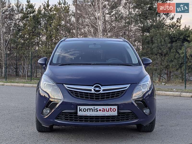 Мікровен Opel Zafira 2015 в Хмельницькому