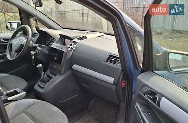 Минивэн Opel Zafira 2007 в 