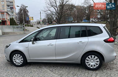 Минивэн Opel Zafira 2018 в 