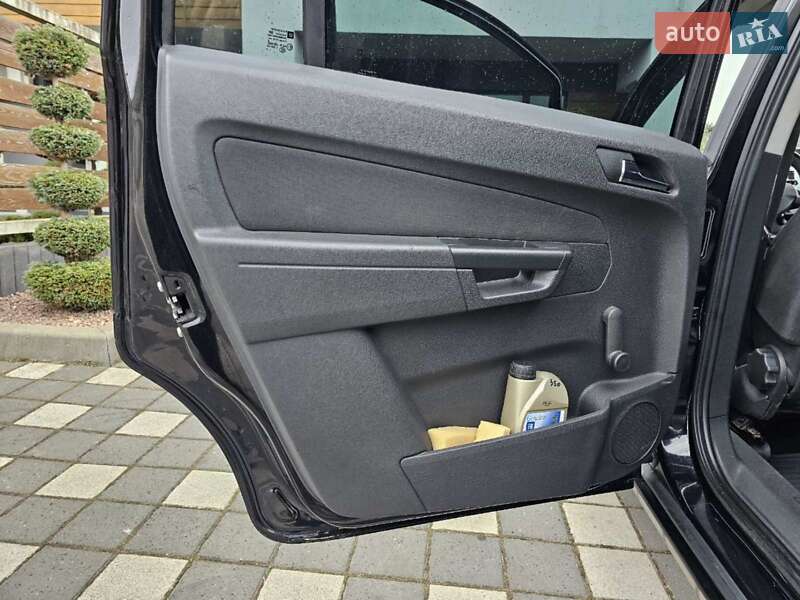 Минивэн Opel Zafira 2009 в Стрые
