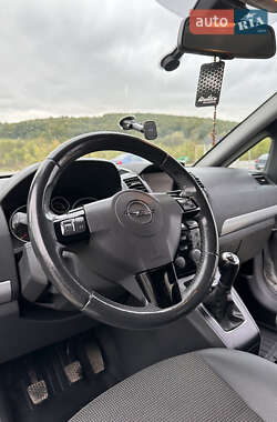 Минивэн Opel Zafira 2011 в Бережанах