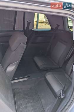 Минивэн Opel Zafira 2006 в 