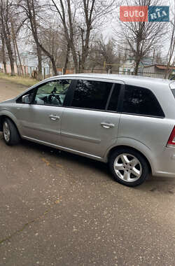 Мінівен Opel Zafira 2009 в Коростені