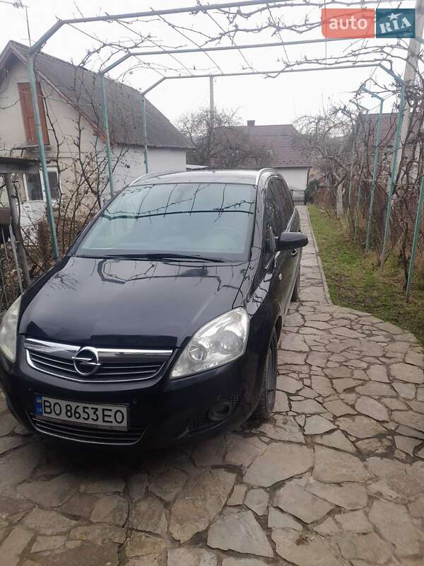 Минивэн Opel Zafira 2009 в Бучаче