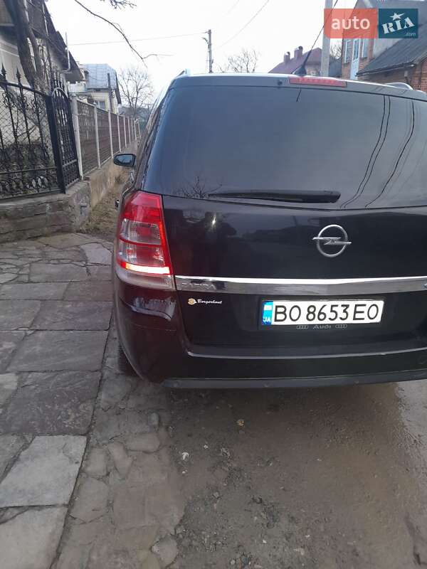 Минивэн Opel Zafira 2009 в Бучаче