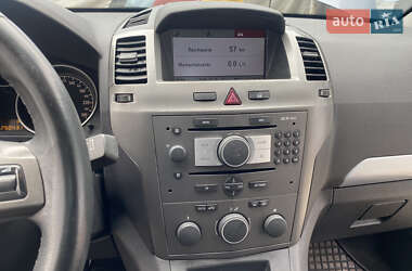 Минивэн Opel Zafira 2006 в 