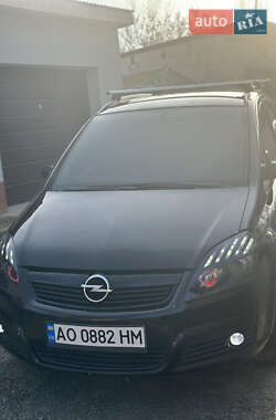 Минивэн Opel Zafira 2007 в 
