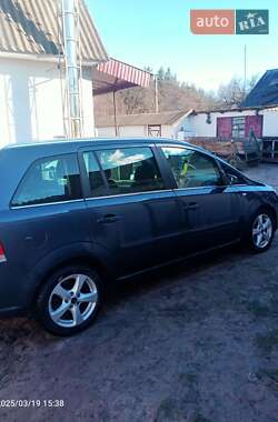 Минивэн Opel Zafira 2008 в 