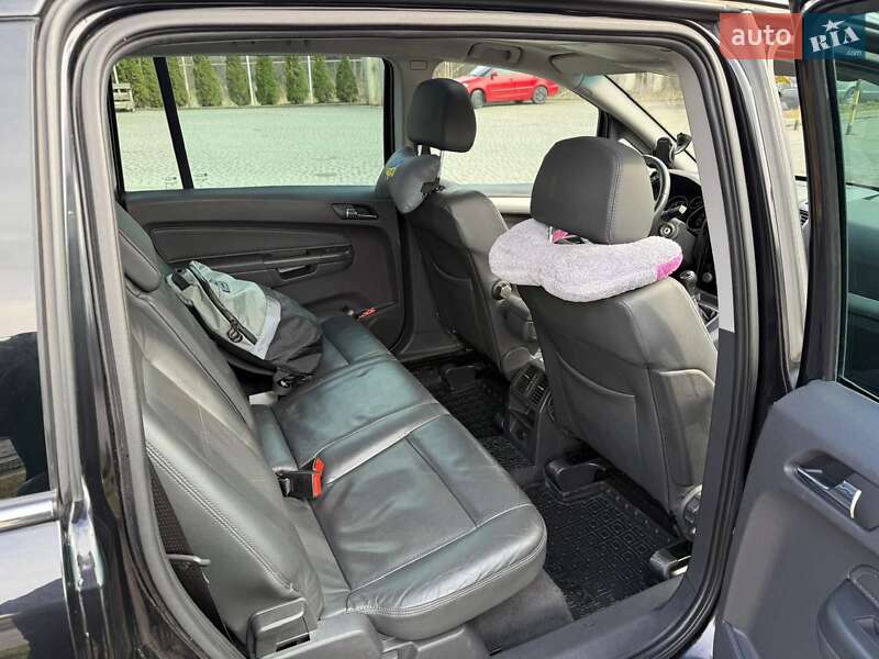 Мінівен Opel Zafira 2009 в Львові