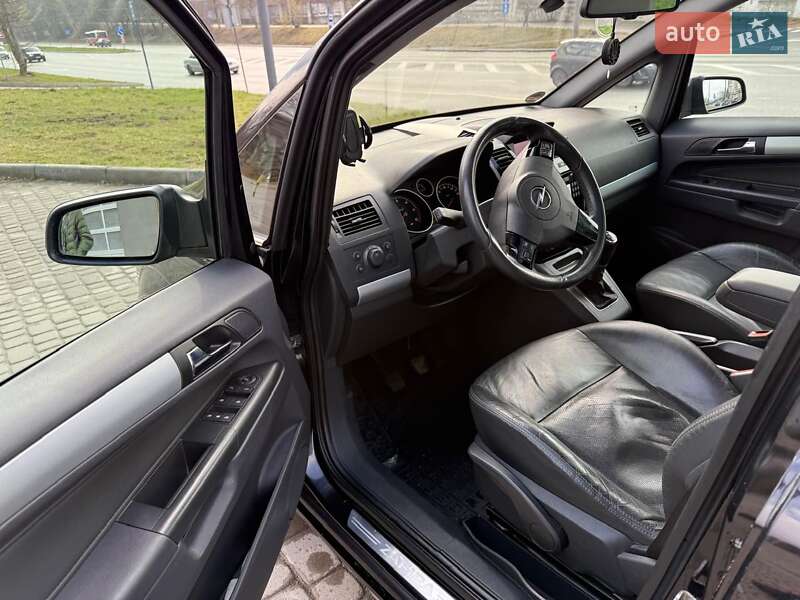 Мінівен Opel Zafira 2009 в Львові