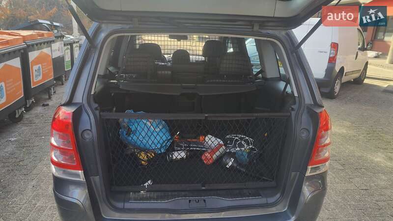 Мінівен Opel Zafira 2010 в Бердичеві фото 4 Мінівен Opel Zafira 2010 в Бердичеві