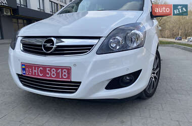 Мінівен Opel Zafira 2012 в 
