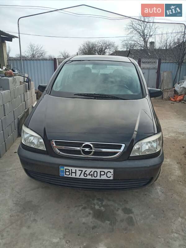 Минивэн Opel Zafira 2005 в 