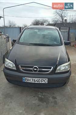 Минивэн Opel Zafira 2005 в 