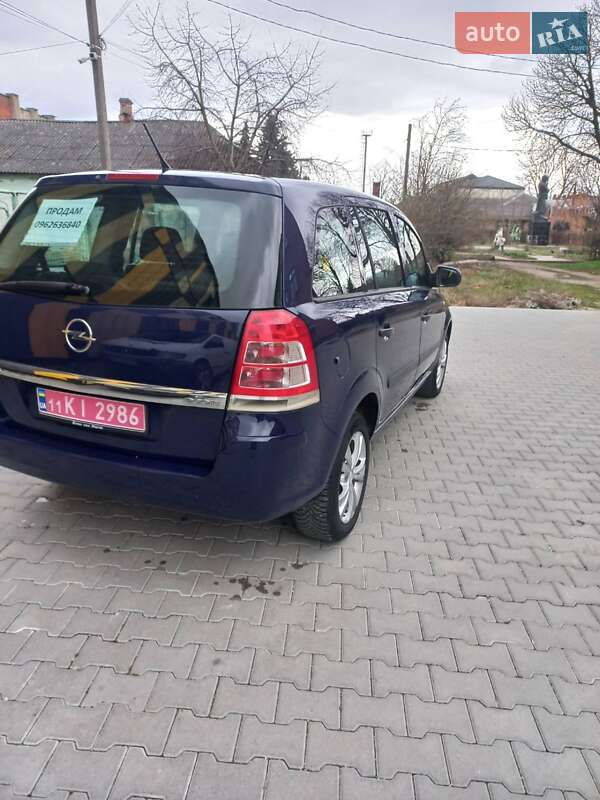 Мінівен Opel Zafira 2010 в Бару