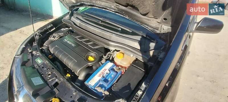 Минивэн Opel Zafira 2009 в Галиче