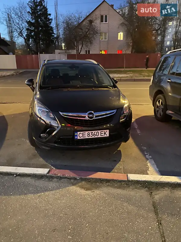 Opel Zafira 2014