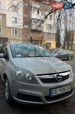 Минивэн Opel Zafira 2005 в 