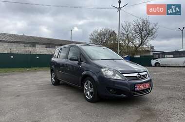 Минивэн Opel Zafira 2008 в 