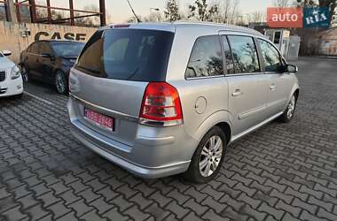 Минивэн Opel Zafira 2009 в 