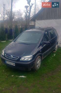 Минивэн Opel Zafira 2004 в 
