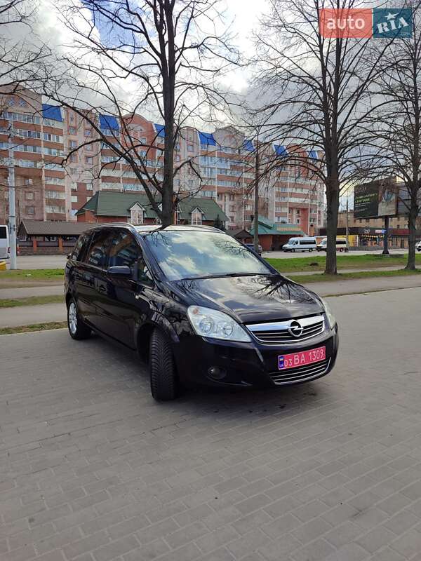 Минивэн Opel Zafira 2009 в Белой Церкви