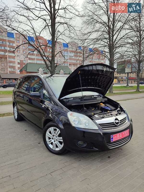 Минивэн Opel Zafira 2009 в Белой Церкви