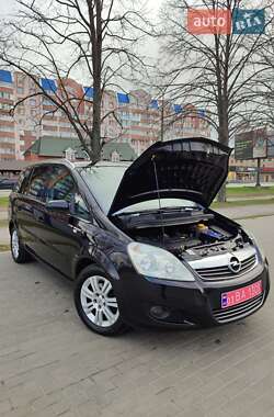 Минивэн Opel Zafira 2009 в 